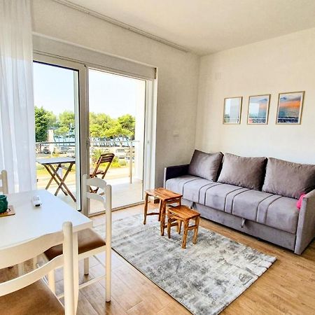 Olav Holiday Apartments بار المظهر الخارجي الصورة