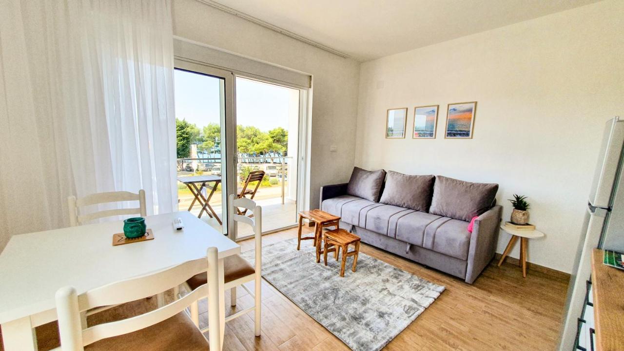 Olav Holiday Apartments بار المظهر الخارجي الصورة