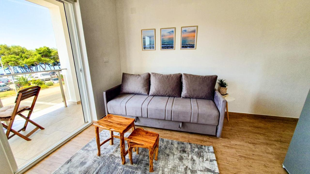 Olav Holiday Apartments بار المظهر الخارجي الصورة
