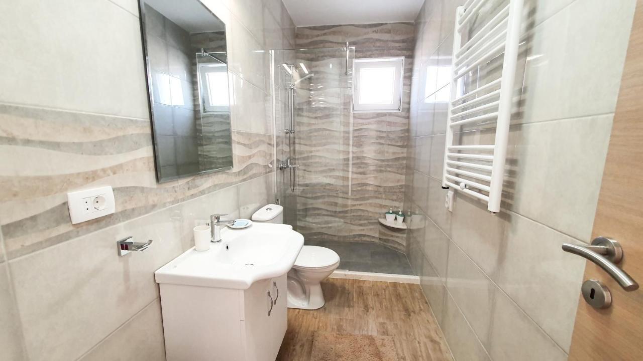 Olav Holiday Apartments بار المظهر الخارجي الصورة