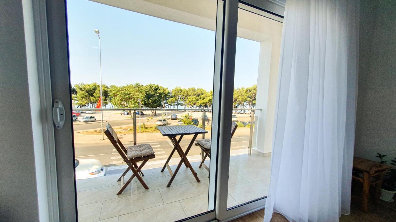 Olav Holiday Apartments بار المظهر الخارجي الصورة