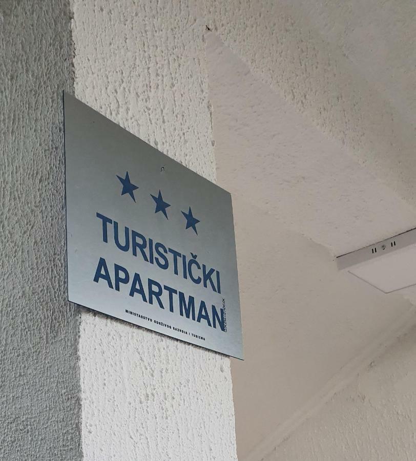 Olav Holiday Apartments بار المظهر الخارجي الصورة